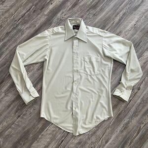 Vintage 70s Sanger Harris Qiana Nylon Shirt Sage Medium